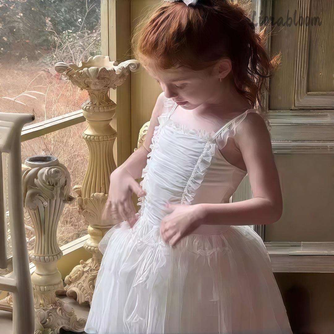 Vestido Branco de Tule com Alç - Formal Skirt avaliação e preço